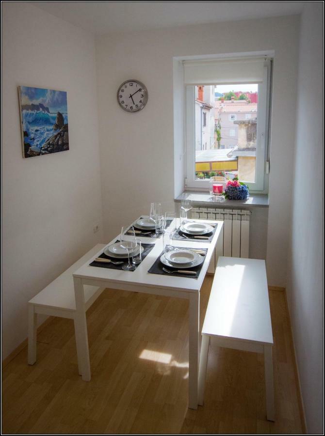 Apartma Aja Lägenhet Koper Exteriör bild
