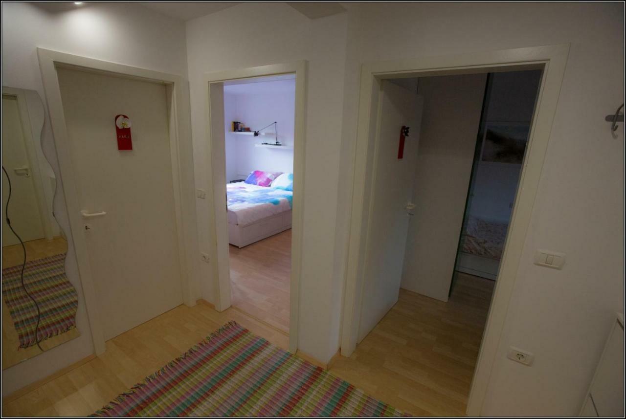 Apartma Aja Lägenhet Koper Exteriör bild