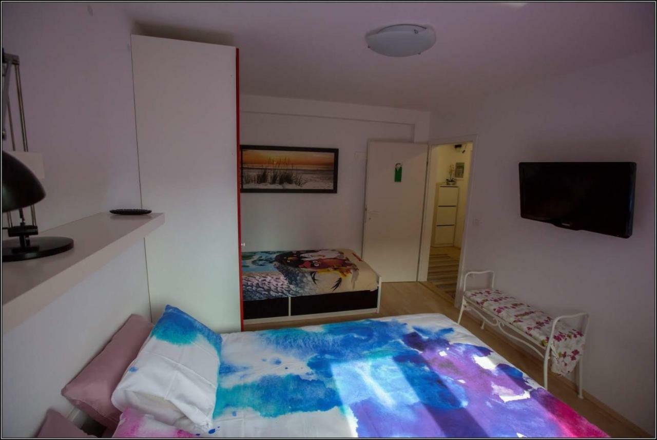 Apartma Aja Lägenhet Koper Exteriör bild